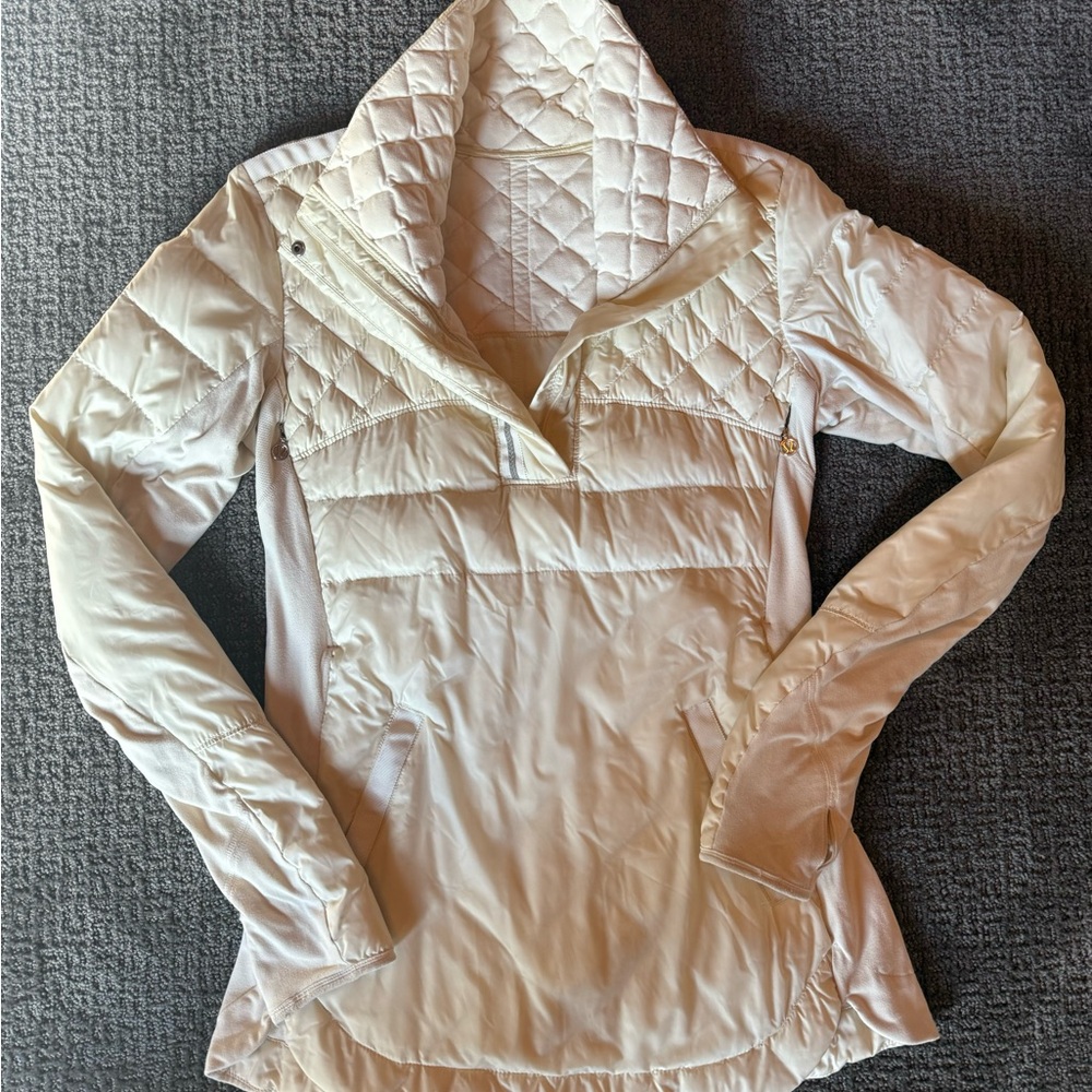 Lululemon off white quilted pullover